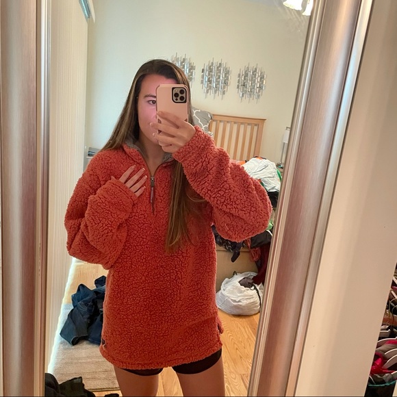 Southern Marsh Fuzzy Sherpa Quarter Zip Pullover - Picture 2 of 9